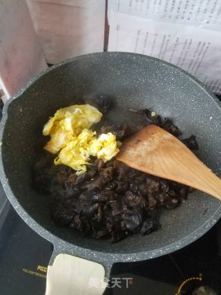 木耳鸡蛋的做法步骤：5