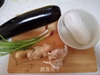 蒜蓉粉丝蒸茄子的做法步骤：1