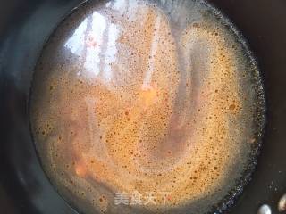西红柿鸡蛋面的做法步骤：3