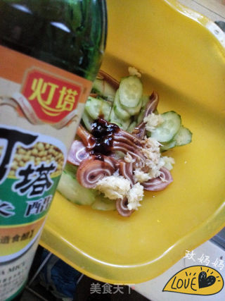 猪耳拌黄瓜的做法步骤：3