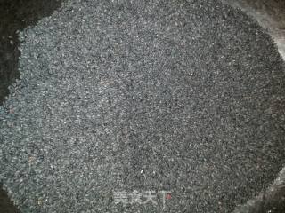 芝麻花生馅汤圆的做法步骤：1