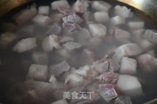 家常红烧肉的做法步骤：3