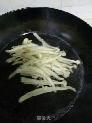 凉拌海鲜菇的做法步骤：2
