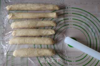 圣诞花环面包的做法步骤：13