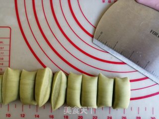圣诞花环馒头的做法步骤：4