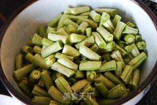 架豆角炒肉的做法步骤：4