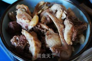 红烧鸭肉土豆的做法步骤：3