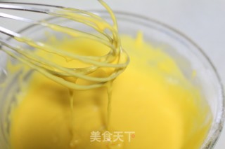 圣诞老人奶油生日蛋糕的做法步骤：4