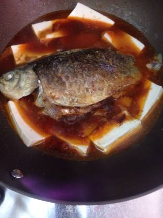 鲫鱼焖豆腐的做法步骤：9
