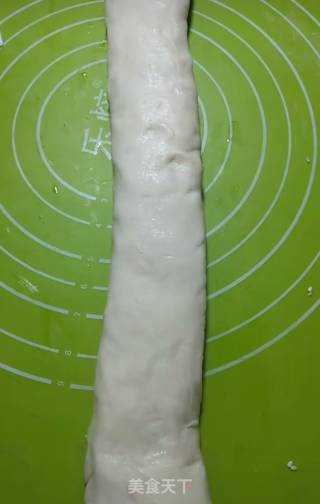 芝麻花卷的做法步骤：8