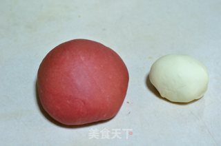 小裙子馒头的做法步骤：1