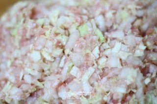 猪肉大白菜馅饺子的做法步骤：4