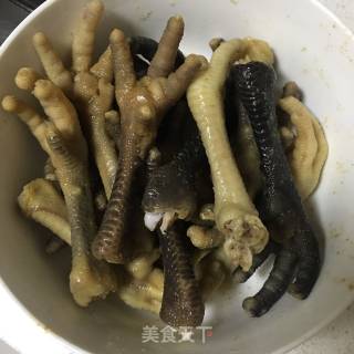 简易版盐焗鸡脚的做法步骤：8