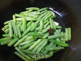素焖豆角的做法步骤：5