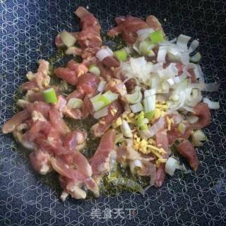 青椒炒肉丝的做法步骤：7