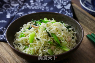青菜肉丝炒面的做法步骤：11