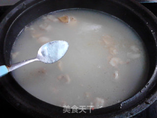 马蹄竹蔗羊肉排骨汤的做法步骤：16
