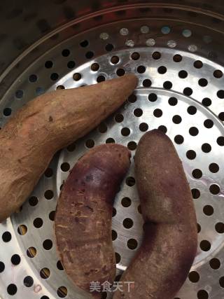 紫薯开花馒头的做法步骤：1