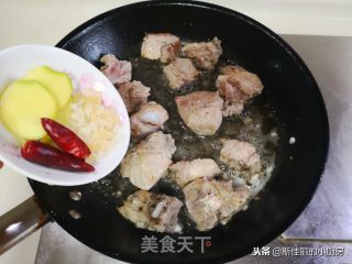 梅干菜烧排骨的做法步骤：3