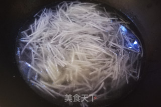 虾皮萝卜丝汤的做法步骤：4