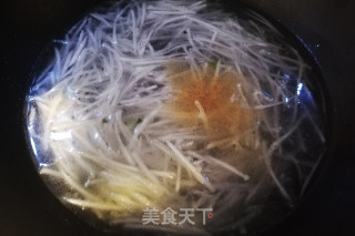 虾皮萝卜丝汤的做法步骤：5