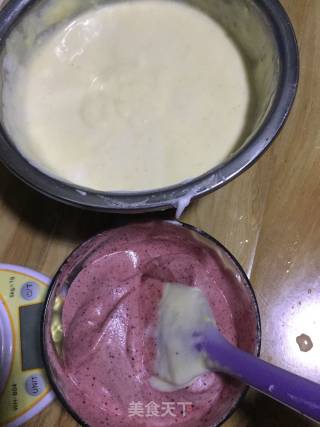 彩色蛋糕的做法步骤：6