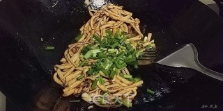 糖醋菇丝的做法步骤：5