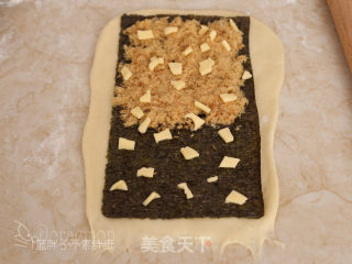 海苔芝士肉松卷的做法步骤：7