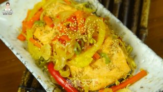 熏三文鱼炒蔬菜的做法步骤：13