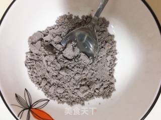 黑芝麻糊的做法步骤：1