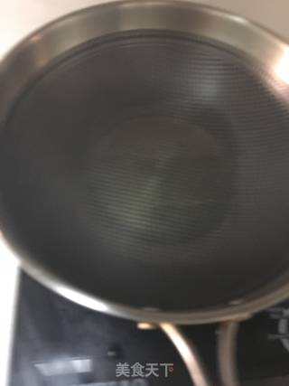 鸡蛋炒蒜黄的做法步骤：4