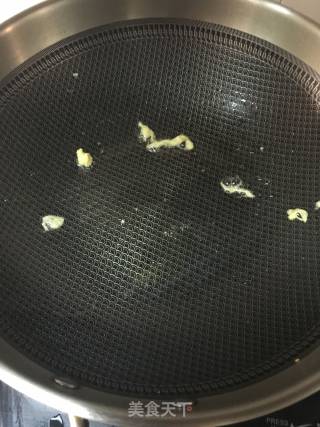 鸡蛋炒蒜黄的做法步骤：7