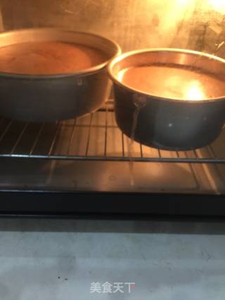 可可戚风蛋糕的做法步骤：11