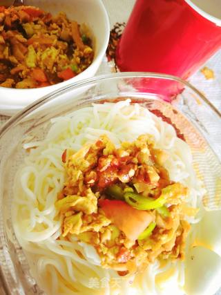 “酱心”香菇鸡蛋打卤面的做法步骤：7