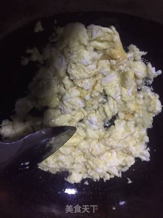 大蒜炒蛋的做法步骤：4