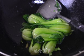 香菇扒菜心的做法步骤：4