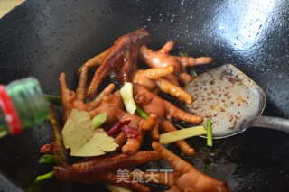 酱凤爪的做法步骤：7