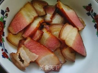 白菜炒腊肉的做法步骤：5