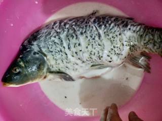 糖醋鲤鱼的做法步骤：6
