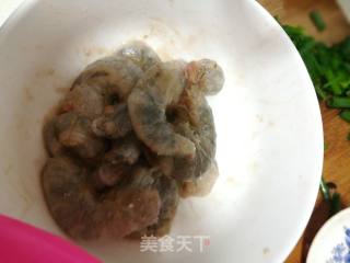 水炒法滑蛋虾仁的做法步骤：1