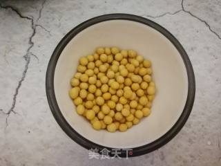 紫薯核桃豆浆的做法步骤：1