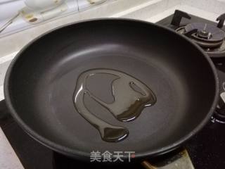 番茄金针菇牛肉的做法步骤：2