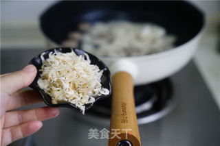 橄榄牛肉丸汤年糕的做法步骤：4