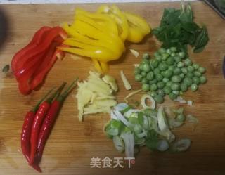 红烧牛肉的做法步骤：1