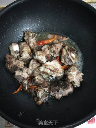 红烧排骨的做法步骤：4