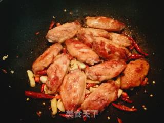 煎炒鸡翅的做法步骤：9