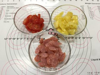 水果脆皮肠薄底披萨的做法步骤：3