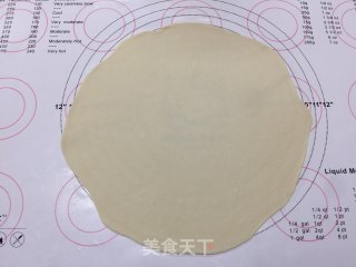 水果脆皮肠薄底披萨的做法步骤：6