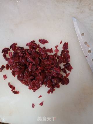 蔓越莓花生牛轧糖的做法步骤：3