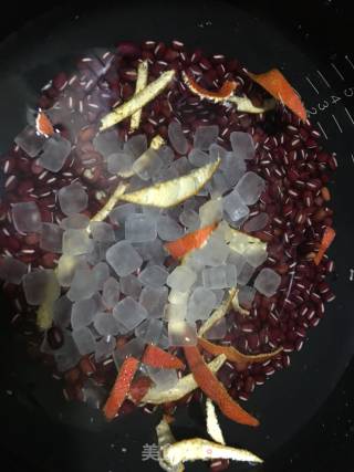红豆陈皮糖水的做法步骤：2